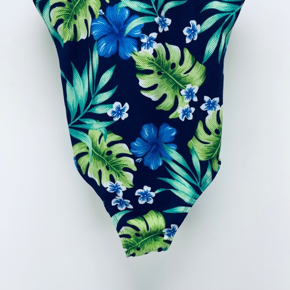 Kathy Ireland Bikini Sz 10 Women’s Tropical Print open back one-pieces Swimwear - Picture 3 of 9